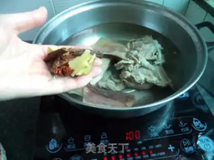 Make Ink fish and lamb soup step 6