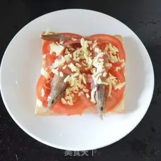Make Shrimp tomato toast pizza step 5