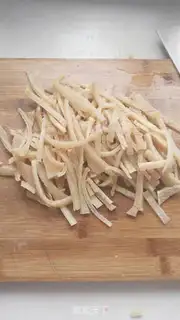 Make Eggs and skin step 3