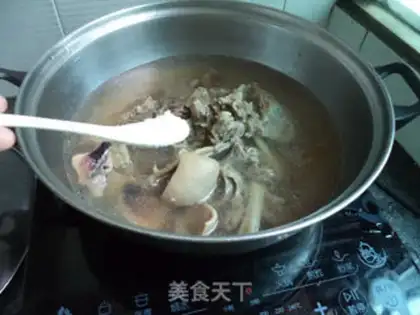 Make Ink fish and lamb soup step 11