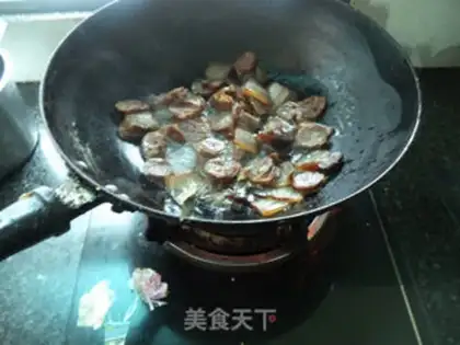 Make The salami with garlic step 4