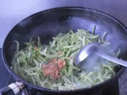 Make Shrimp fried celery step 9