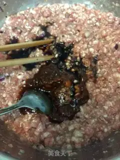 Make A box of meat and raisins step 2