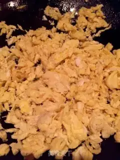 Make A box of meat and raisins step 3