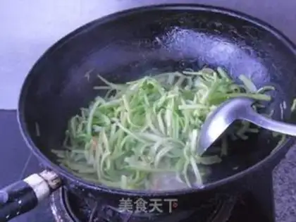 Make Shrimp fried celery step 11