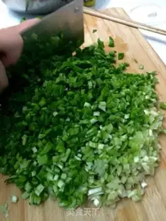 Make A box of meat and raisins step 5