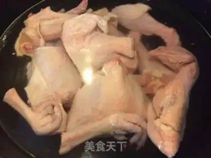 Make Tonic chicken soup step 1