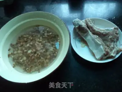 Make Lotus steamed ribs step 0