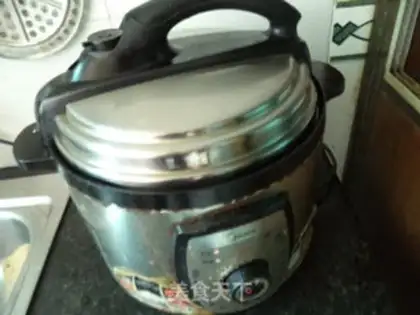 Make Lotus steamed ribs step 8