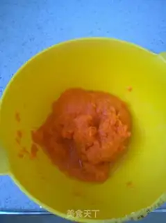 Make Carrot rolls step 0