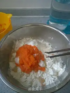 Make Carrot rolls step 2