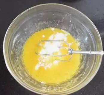 Make Cake rolls of flamingo step 5