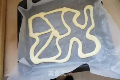 Make A giraffe roll step 7