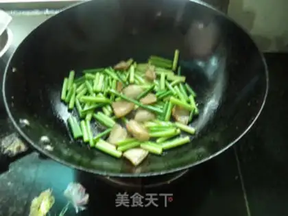 Make Garlic pasta step 5