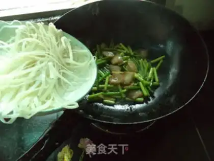 Make Garlic pasta step 7