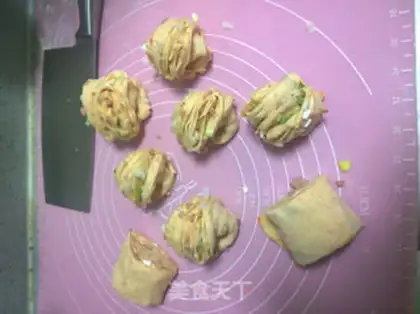 Make Carrot rolls step 10