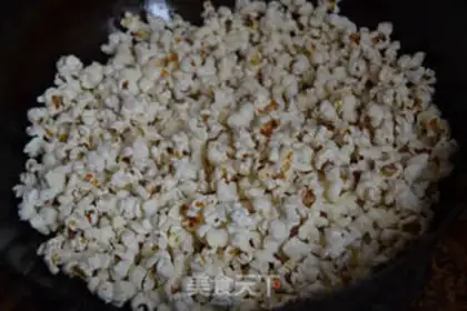 Make Homemade popcorn step 4