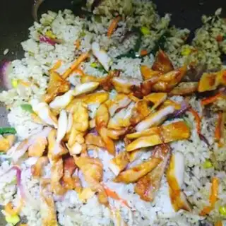 Make Black pepper steak, chicken leg rice step 8