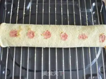 Make Cake rolls of flamingo step 15