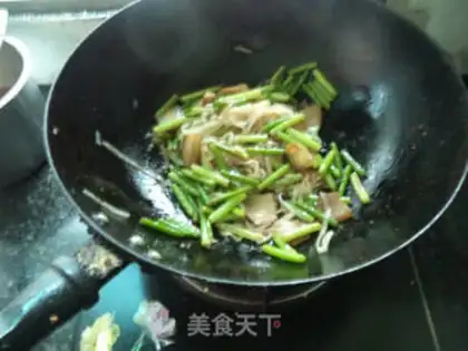 Make Garlic pasta step 12