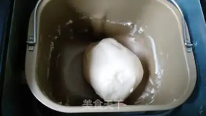 Make Sausage salad bread step 2