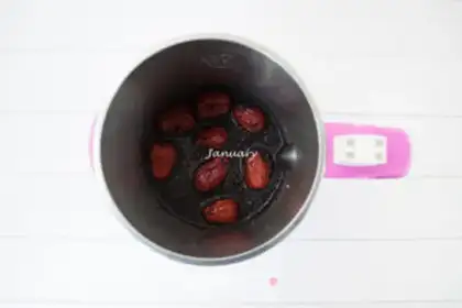 Make Red-tree black rice paste step 1