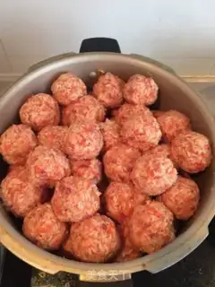 Make Snowball step 1