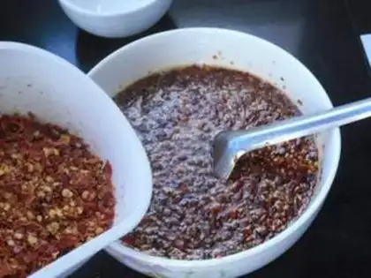 Make Pepper oil step 3
