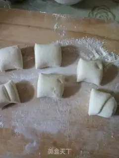 Make Salt rolls step 6