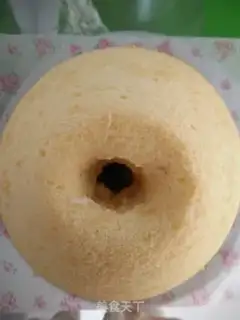 Make Barbie doll cake step 10