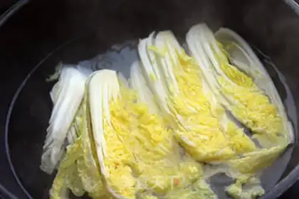 Make Garlic fan dolls step 1