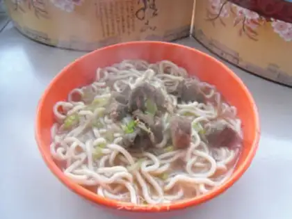Make Bones soup for noodles step 3