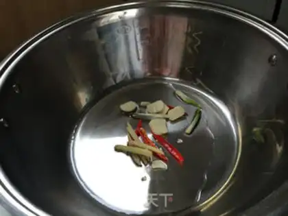 Make Jell-O fish step 2