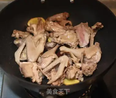 Make Chinese ginger duck step 5