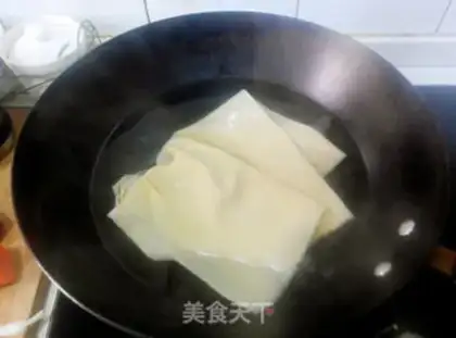 Make Fresh bean rolls step 3