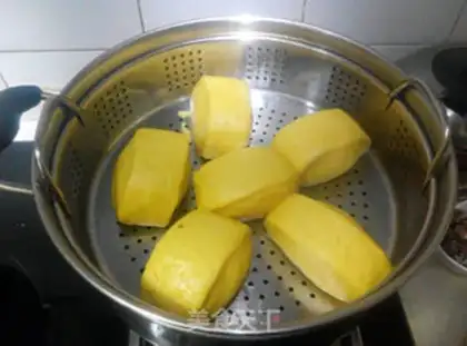 Make Pumpkin cut step 8
