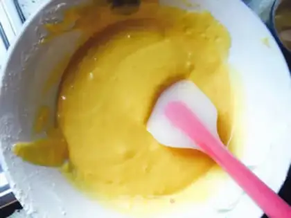 Make Sour cream cake step 5