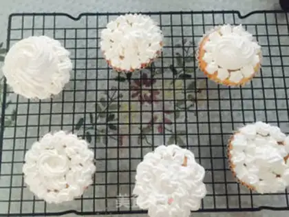 Make Sour cream cake step 14