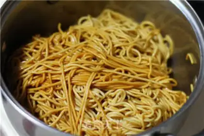 Make Cream noodles step 1