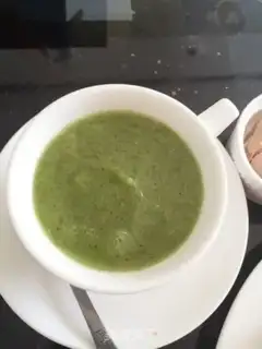 Make Monkey cucumber apple juice step 5