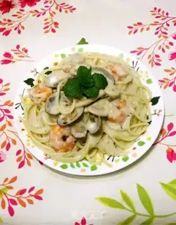 Make Cream white pasta step 5