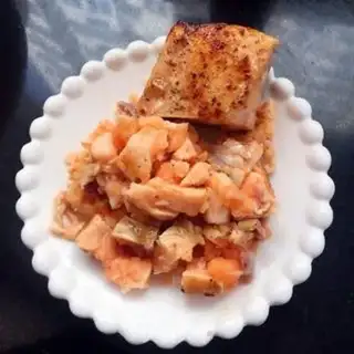 Make Salmon curry step 5