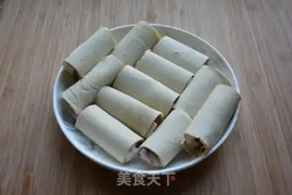 Make Sausage rolls step 4