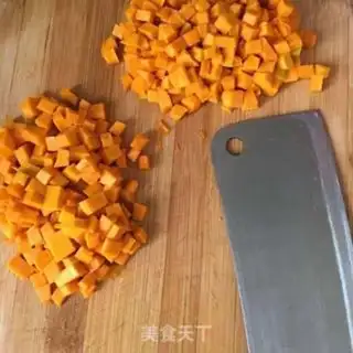 Make Pumpkin bacon pasta step 0