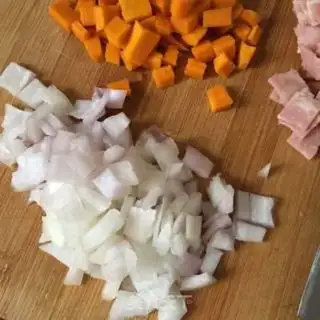 Make Pumpkin bacon pasta step 4