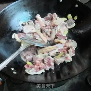 Make Old duck with red dates step 2