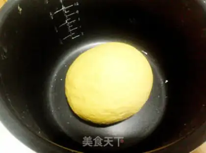 Make Smelt pumpkin rolls step 2