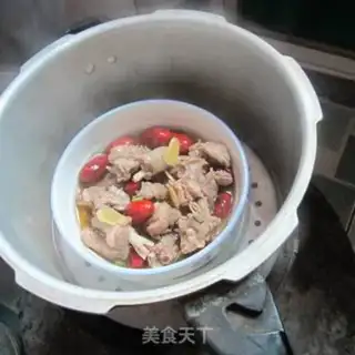 Make Old duck with red dates step 8