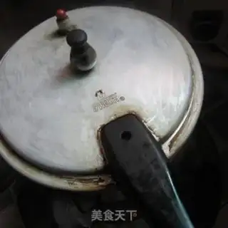 Make Old duck with red dates step 9