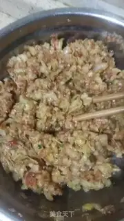 Make Big cabbage pork bun step 4
